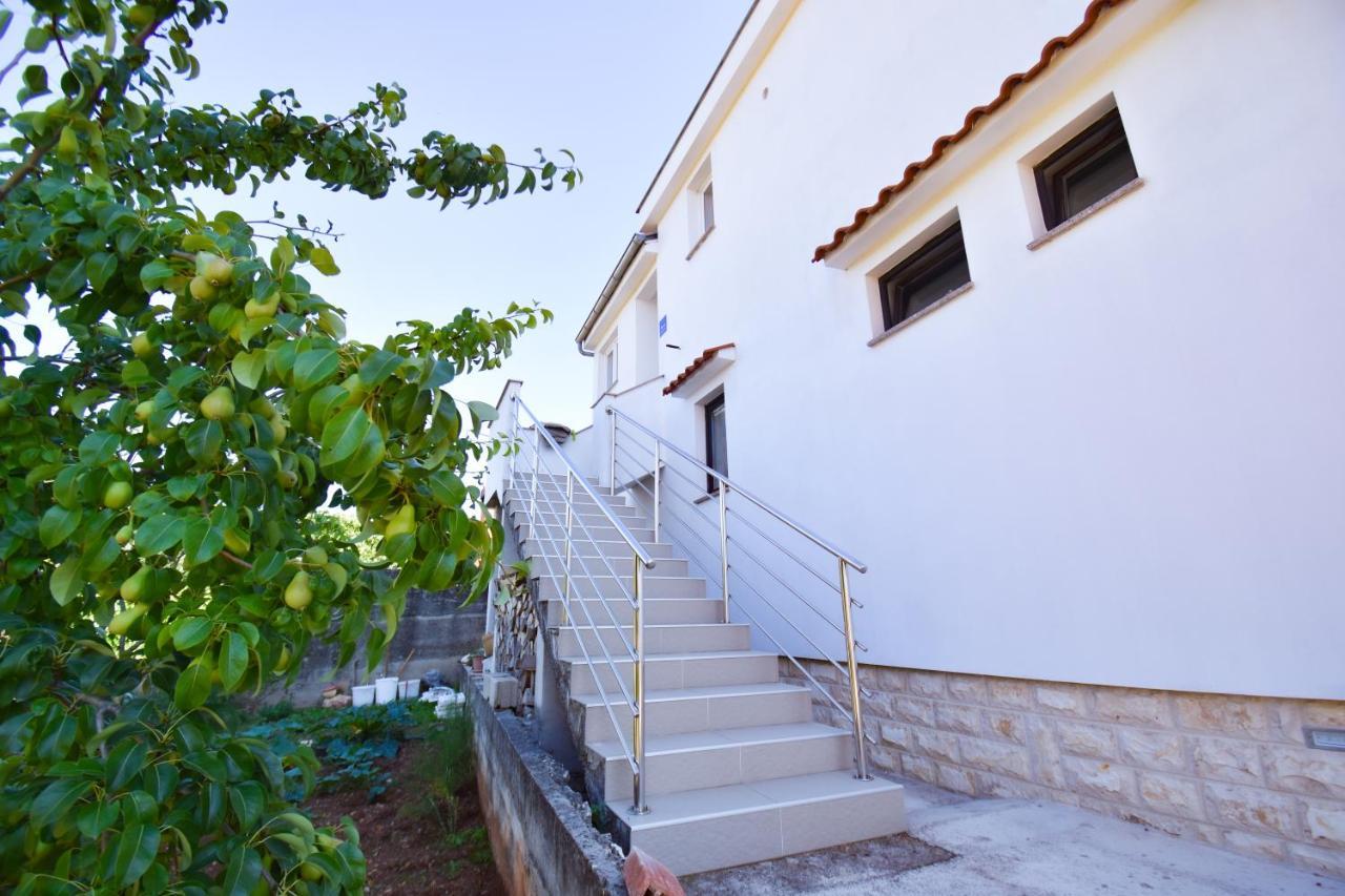 Apartment Vip ซาดาร์ ภายนอก รูปภาพ