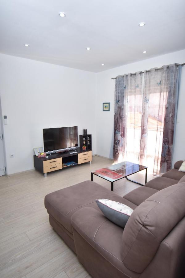 Apartment Vip ซาดาร์ ภายนอก รูปภาพ